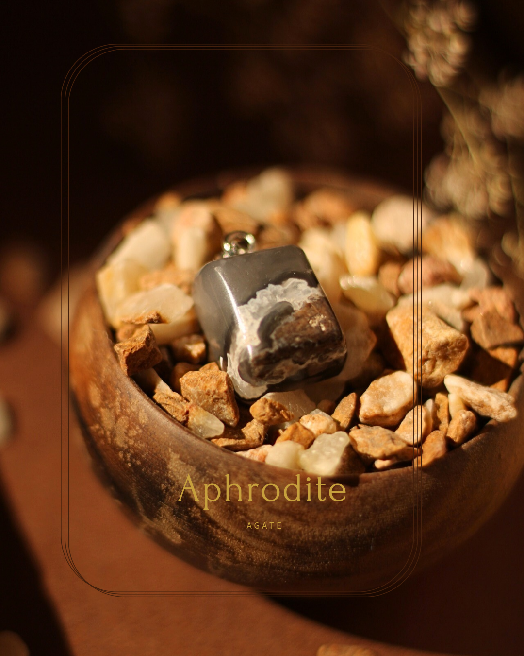 نگین عقیق منظره موج و ساحل